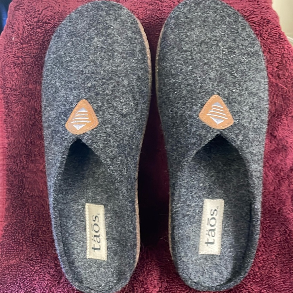 Women’s shoes